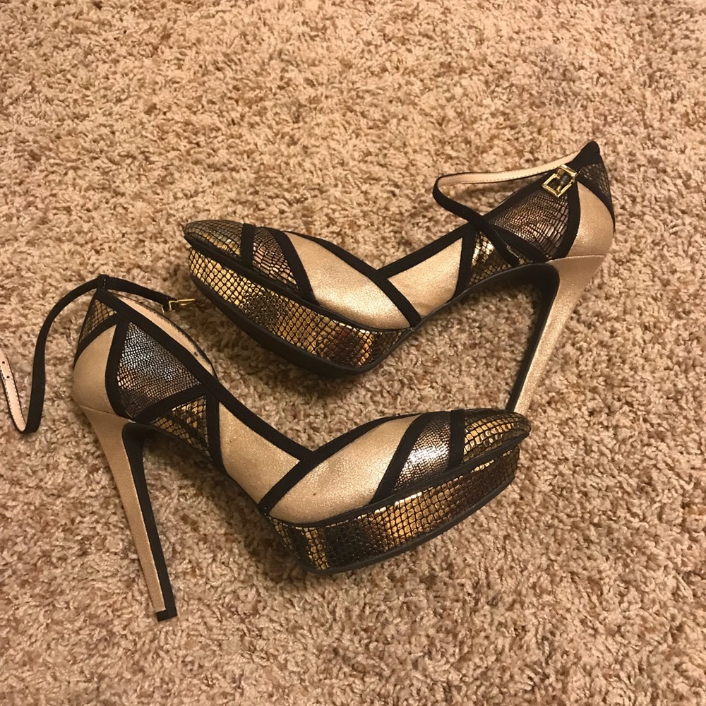 High heels pump